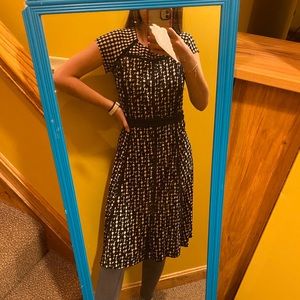 Professional dress Taylor brand